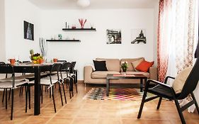 Bhavana Surf House